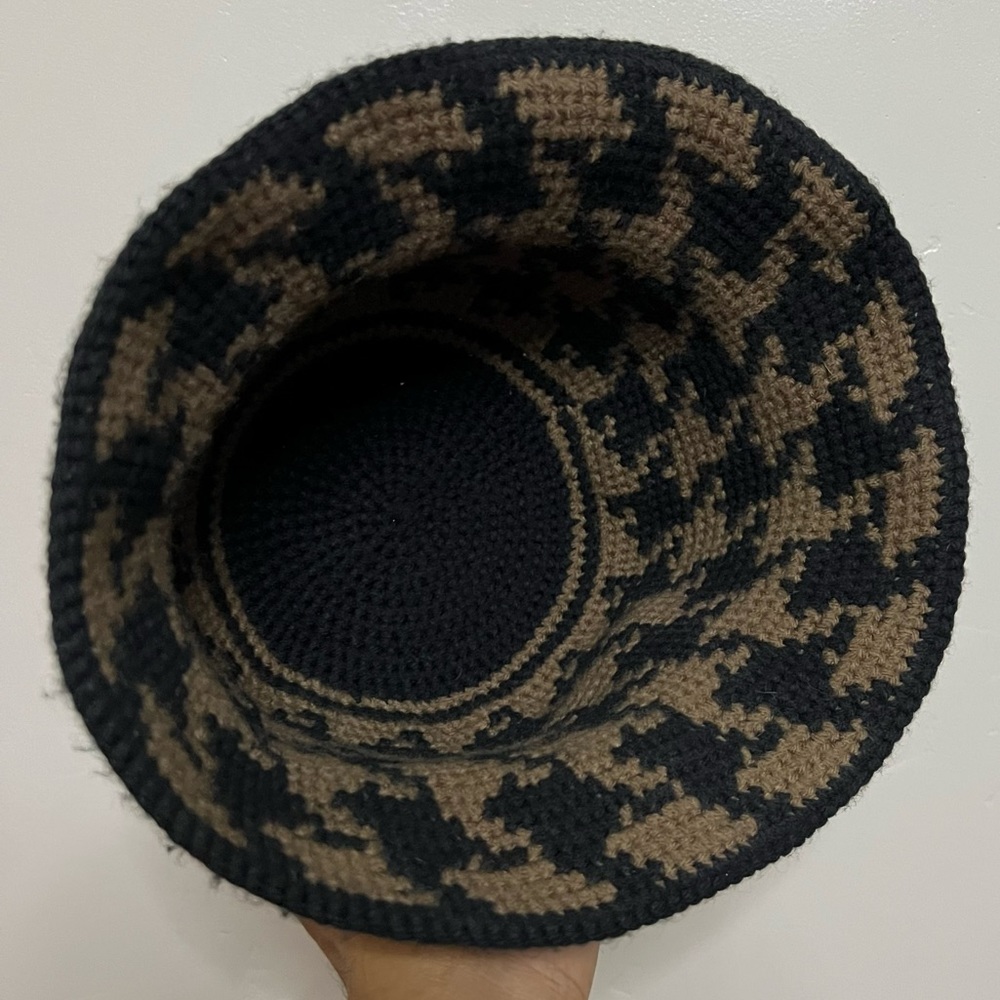 BUCKET HAT - Picture 3 of 4